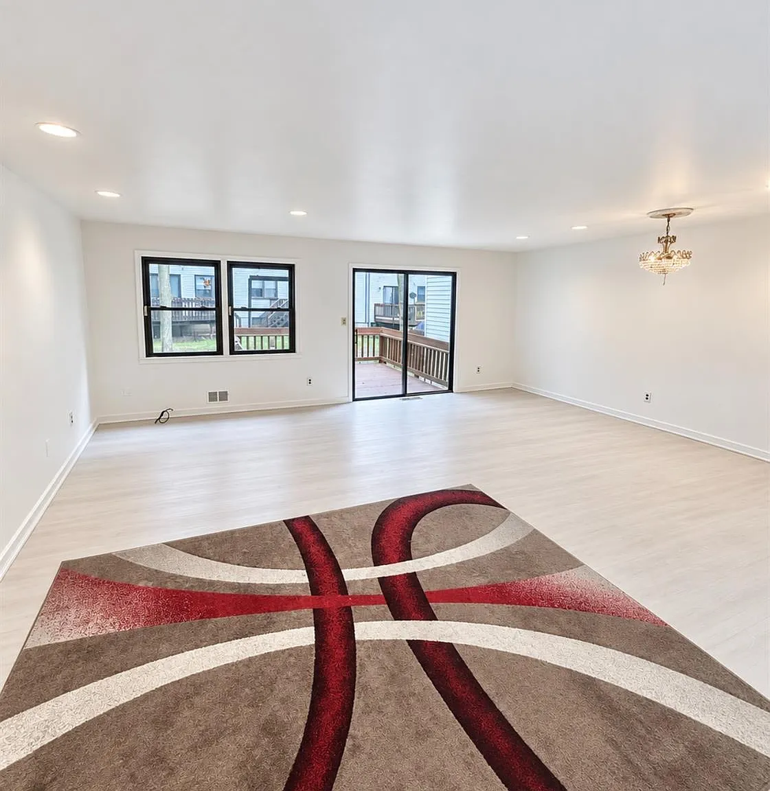 2 bed, 2.5 bath, 1670 sqft, $2,900 — Photo 4