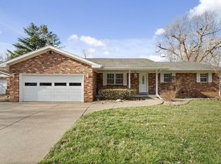 2111 Union Dr, Newburgh, IN 47630