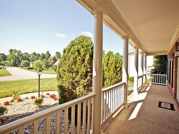 4th image of 401 Ironwood Dr