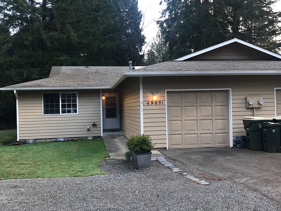 1st image of 4909B Donavan Dr SE