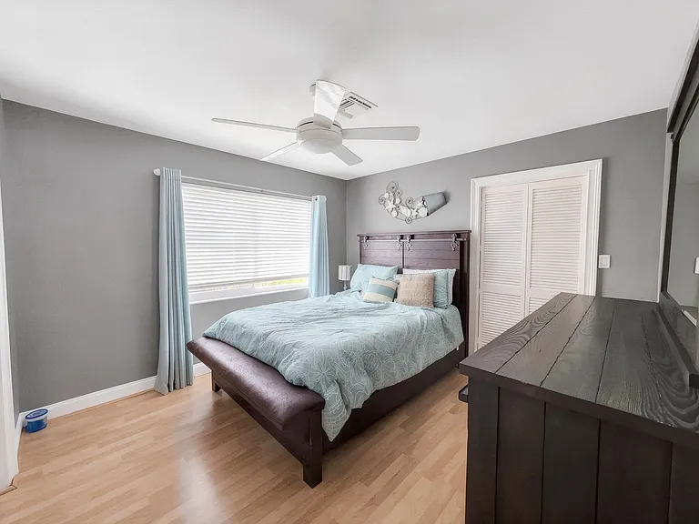 283 Forest Hills Blvd — Photo 28
