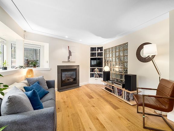 3rd image of 1155 W 10th Ave #1