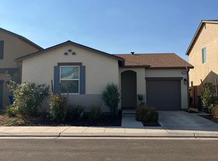3954 Wrenwood Ave, Clovis, CA 93619