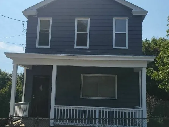 411 Fair Oaks St, Mc Kees Rocks, PA 15136