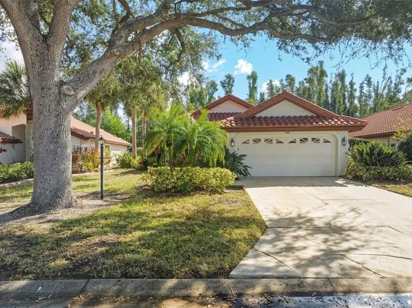 944 Harbor Town Dr, Venice, FL 34292