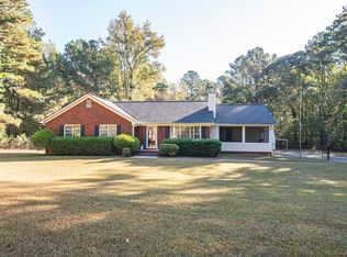 200 Lake Amah Lee Rd, Hampton, GA 30228