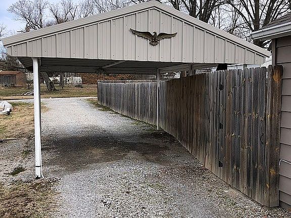 Carport