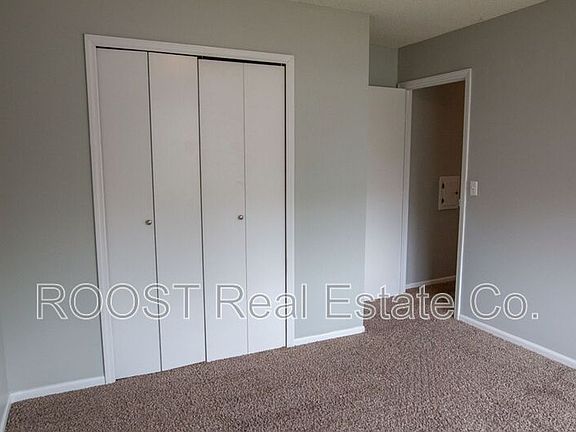 4th image of 942 Timothy Dr
