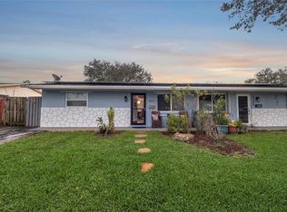 9480 SW 51st St, Cooper City, FL 33328