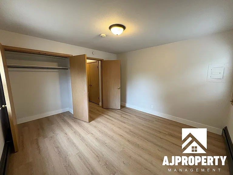 615 W 15th St #700-S — Photo 34