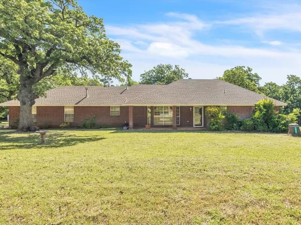 826 Stone Dr, Blanchard, OK 73010