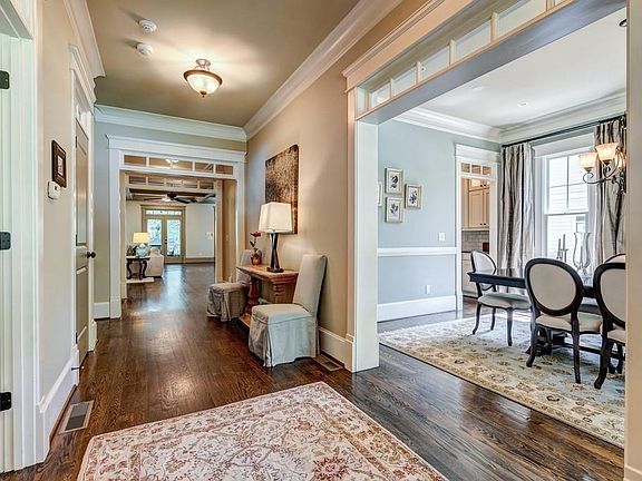 3rd image of 1889 Wildwood Pl NE