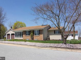 85 George St, Taneytown, MD 21787