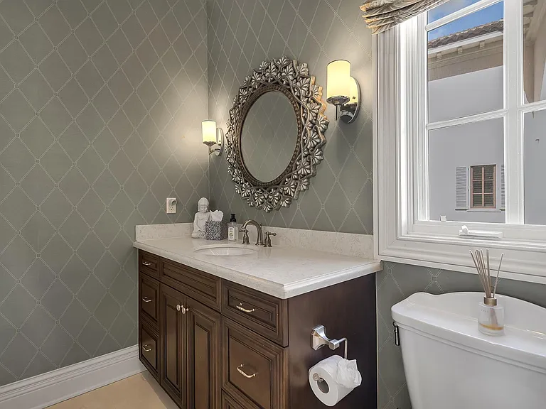960 Coquina Ln #10 — Photo 7
