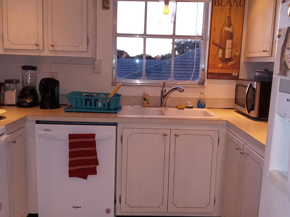 1st image of 315 Saint Andrews Blvd APT A21