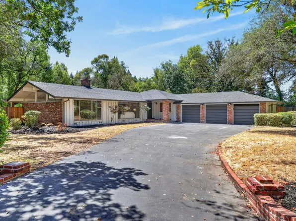 2241 Shelfield Dr, Carmichael, CA 95608
