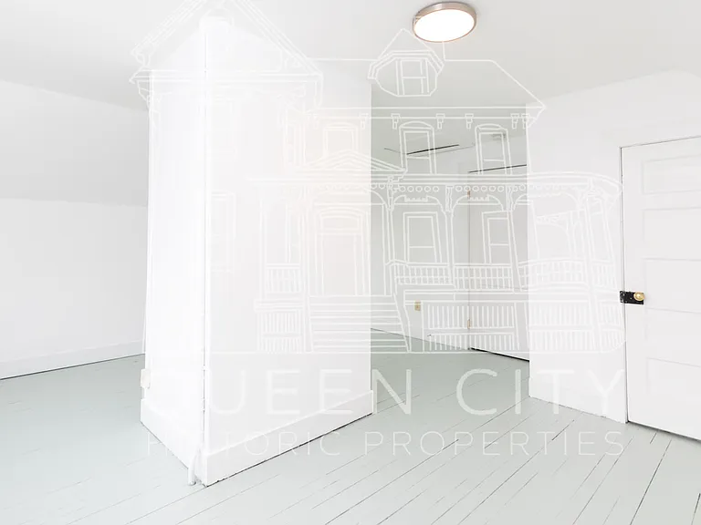901 W Beverley St #5 — Photo 7
