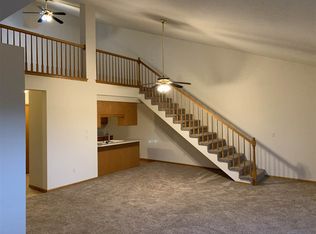1520 16th St SW APT 103, Minot, ND 58701