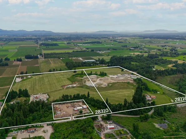 28310 Huntingdon Rd, Abbotsford, BC V4X 1A3
