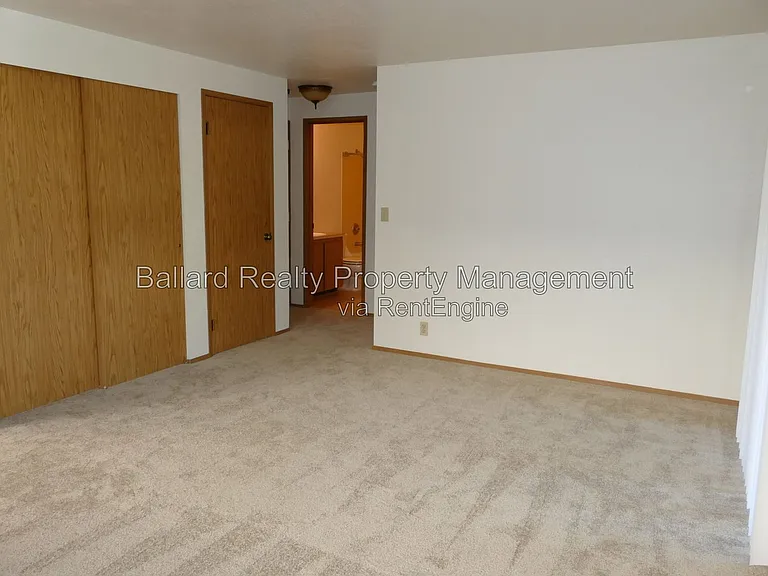 3232 21st Ave W #103 — Photo 4