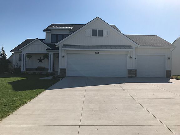 2nd image of 4428 Caspian Dr