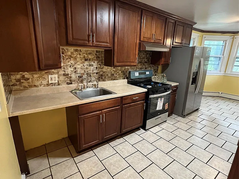 90 Washington St #92 — Photo 12