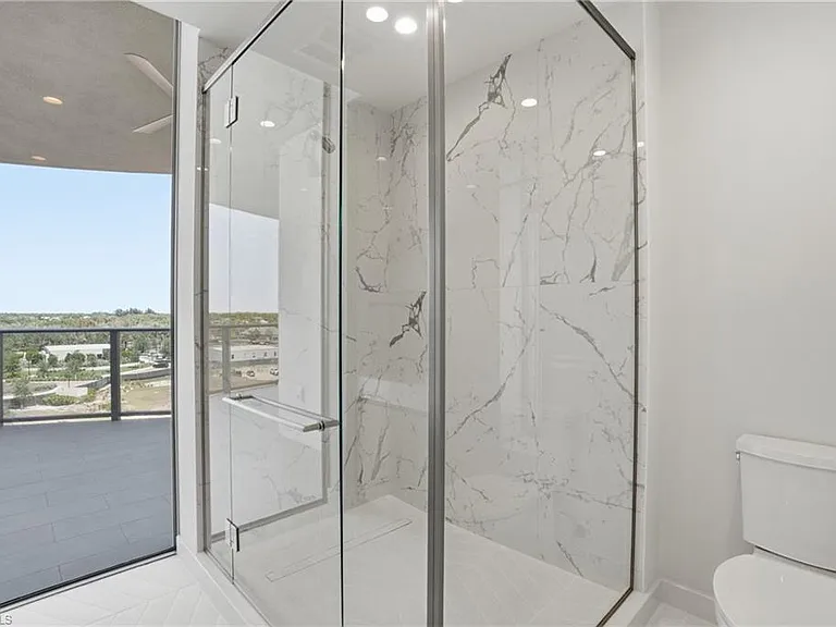5100 Seagrass Blvd #306 — Photo 41