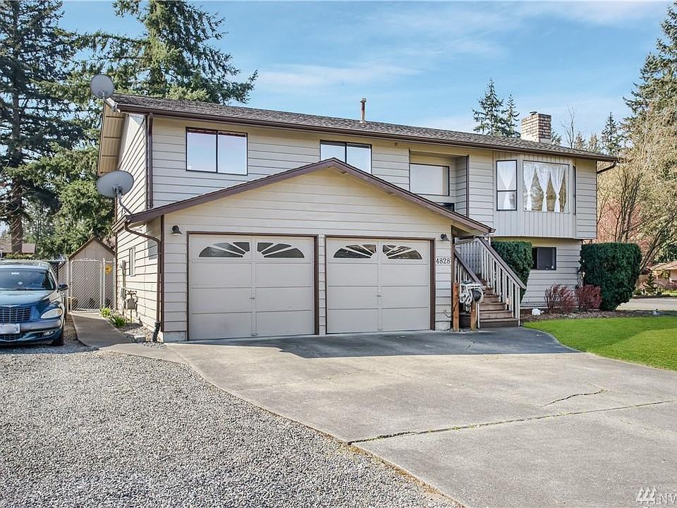 1st image of 4828 129th Pl NE