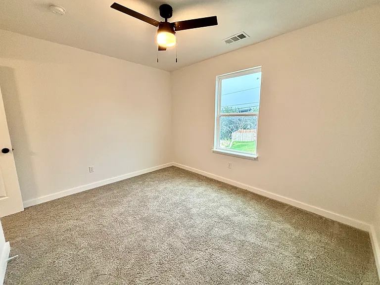 5114 Stoneridge Dr — Photo 13