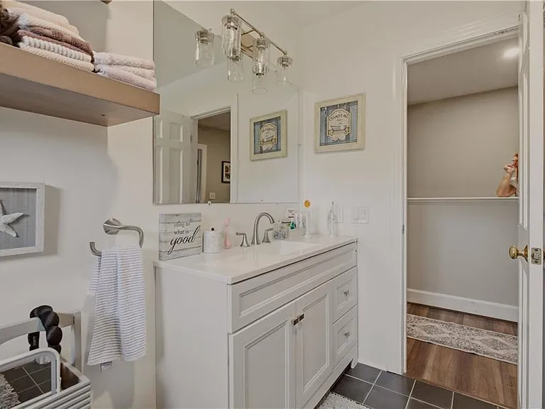 223 Oliphant Ln #A — Photo 25