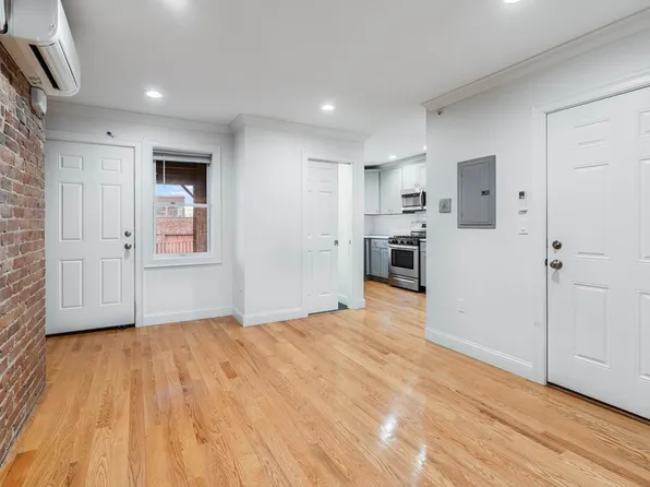 14 Pompeii St #2, Roxbury, MA 02119