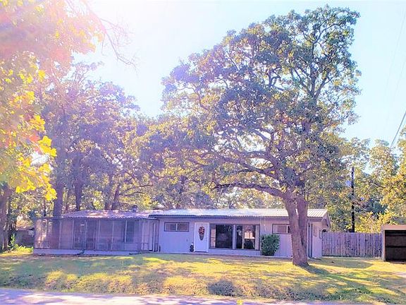 2nd image of 235 Pawnee Dr