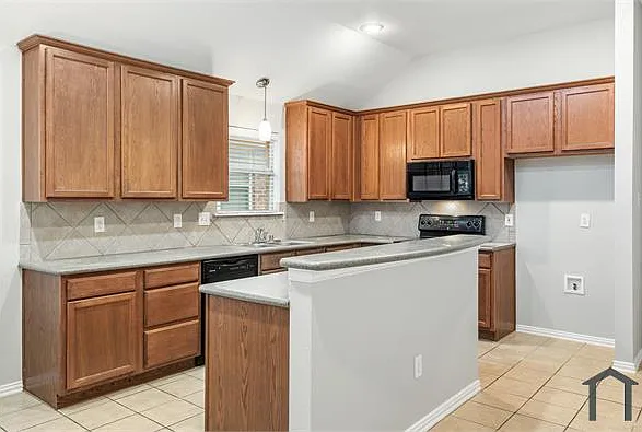 2109 Michelle Creek Dr — Photo 5