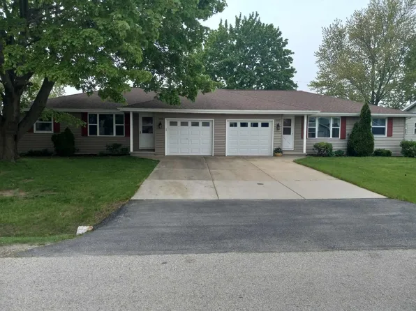 1250 Fatima St, Menasha, WI 54952