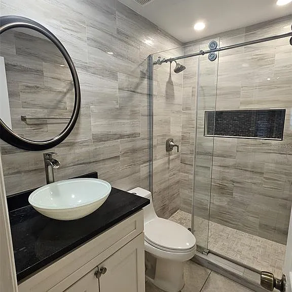 12718 Trowbridge Ln — Photo 11