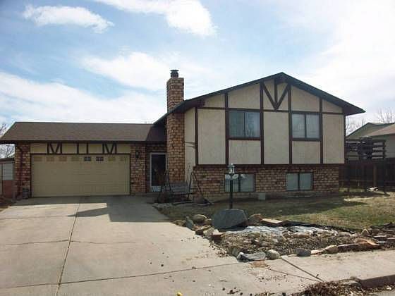 2nd image of 404 E 40th St