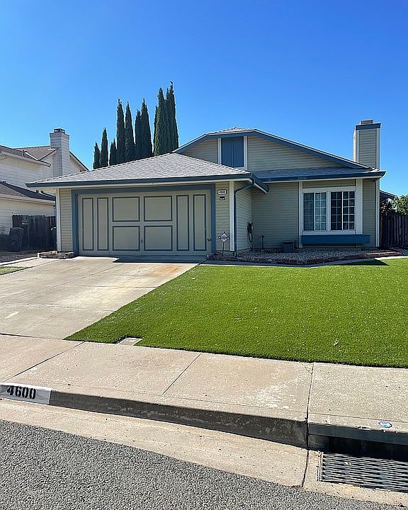2nd image of 4600 Goldcrest Way