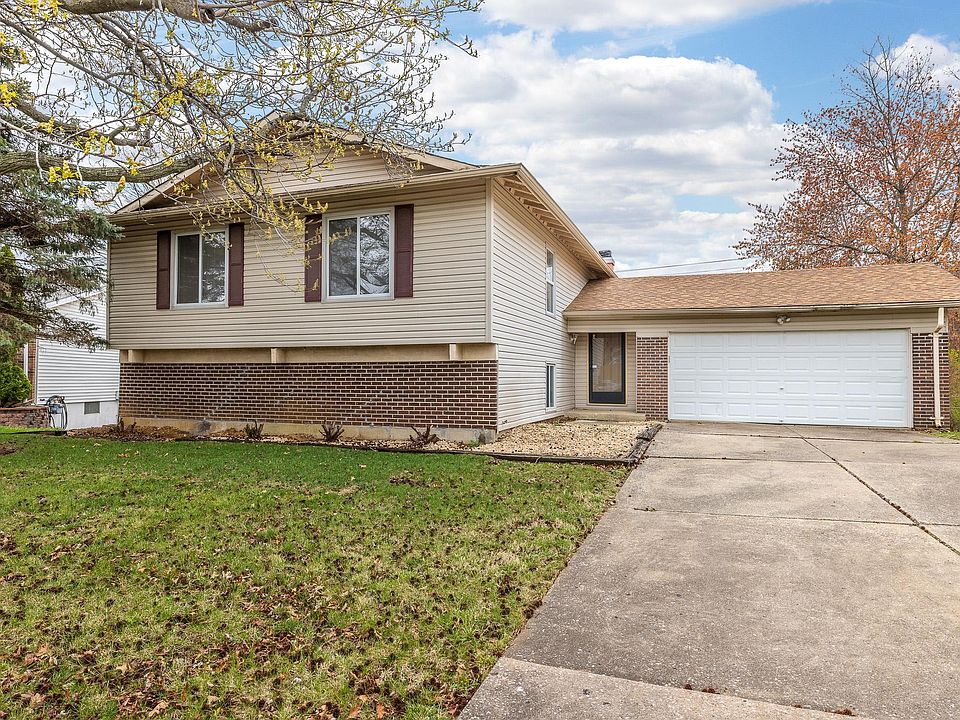 1st image of 136 Bentwood Ln