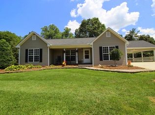 44 Gibson Cove Estates Dr, Franklin, NC 28734