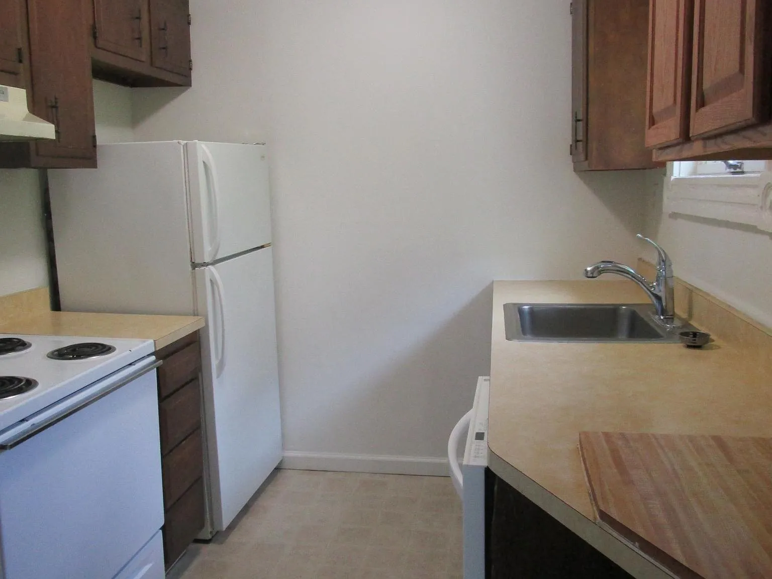 2 bed, 1.5 bath, 1000 sqft, $1,350 — Photo 4