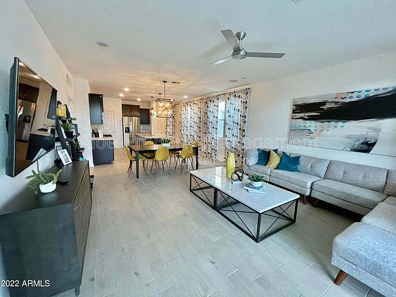 3rd image of 40629 W Sunland Dr