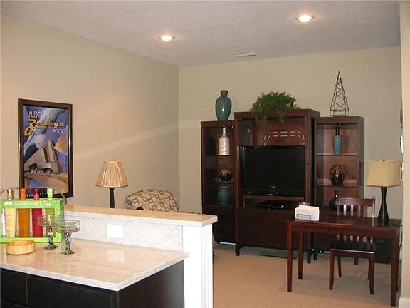 2nd image of 5637 Niagara Reserve Way