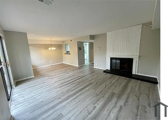 2 bed, 1220 sqft, $1,800 — Photo 4