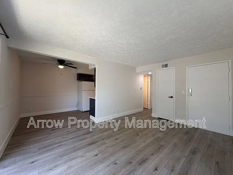 1429 N 34th St #5 — Photo 2