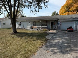 726 Indian Bridge Ln, Defiance, OH 43512