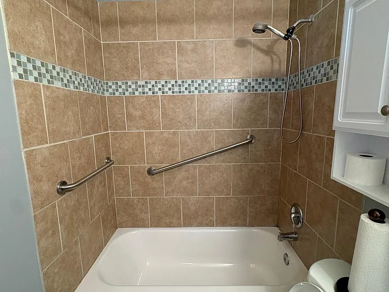 26 Copper Beech Ln — Photo 11