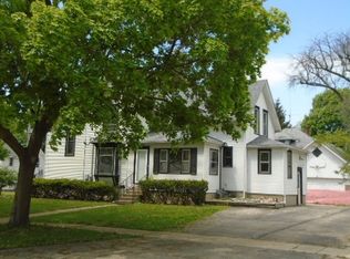 816 Garfield Ave, Belvidere, IL 61008