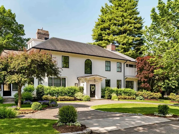 15 Farlow Rd, Newton, MA 02458