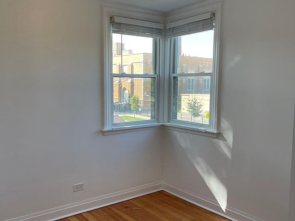 2nd image of 5755 W Gunnison St #2