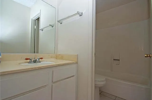 475 N Midway Dr #148 — Photo 6